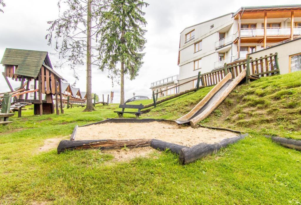 Apartament Rysy Apartamentyzakopianskie Basen Sauna Jacuzzi Zakopane Exterior photo
